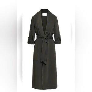 Authentic Babaton Kahlo Robe🎁🎁